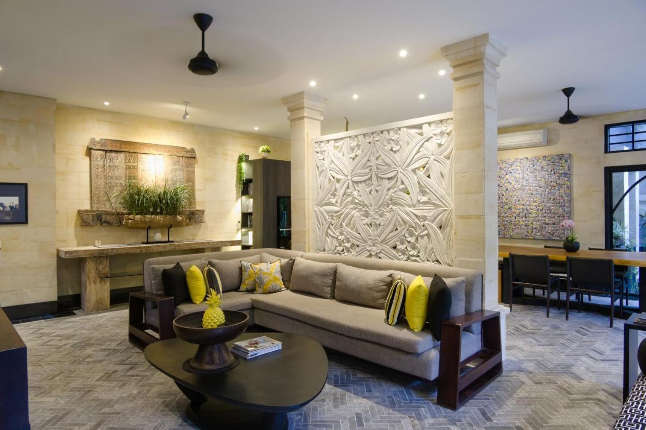 Amanputri Villa Seminyak  Exterior photo