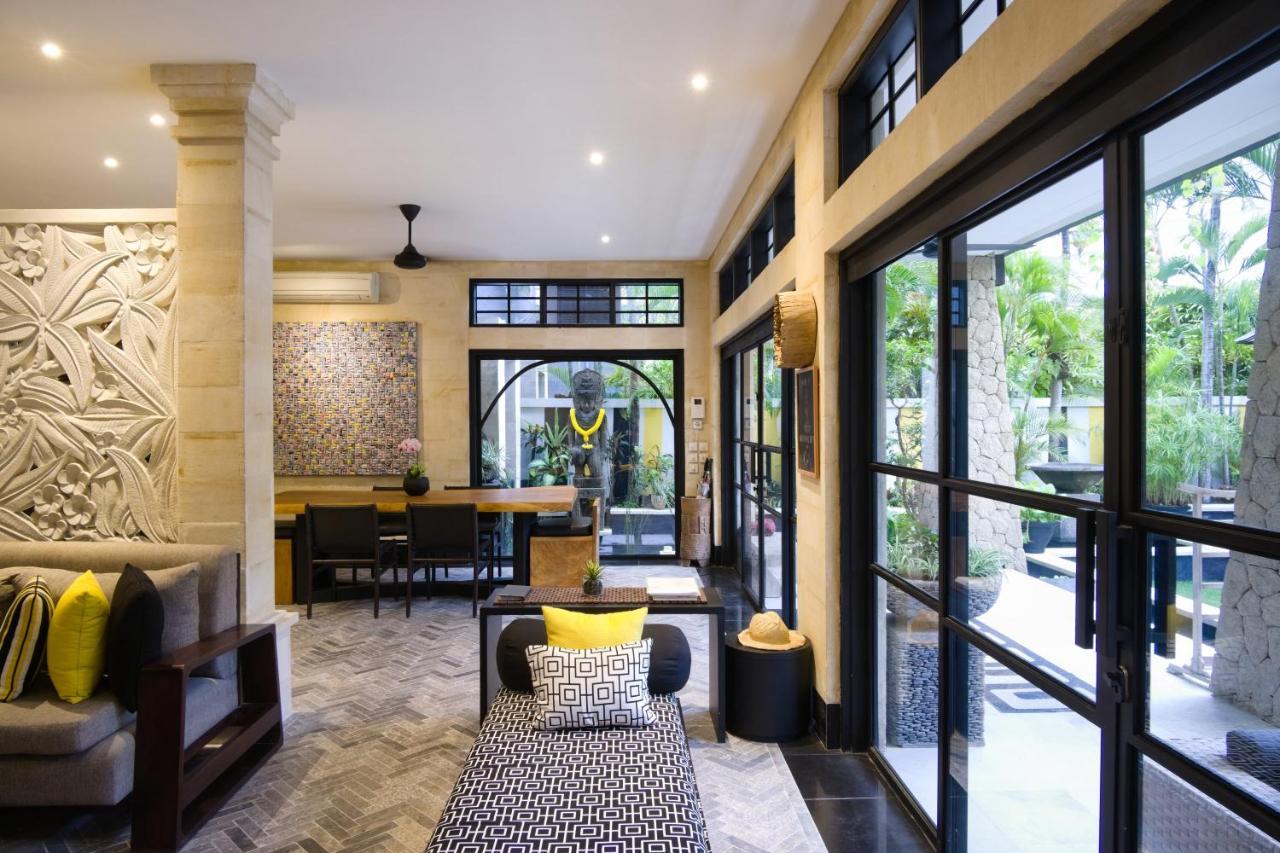 Amanputri Villa Seminyak  Exterior photo