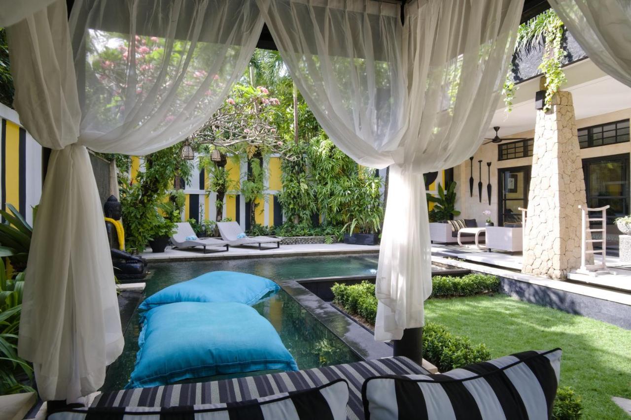 Amanputri Villa Seminyak  Exterior photo