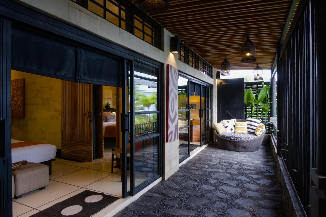 Amanputri Villa Seminyak  Exterior photo