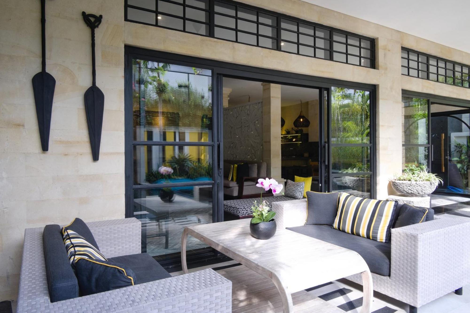 Amanputri Villa Seminyak  Exterior photo