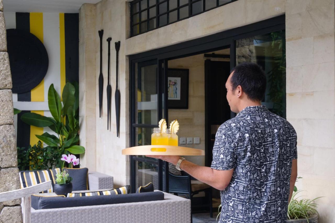 Amanputri Villa Seminyak  Exterior photo
