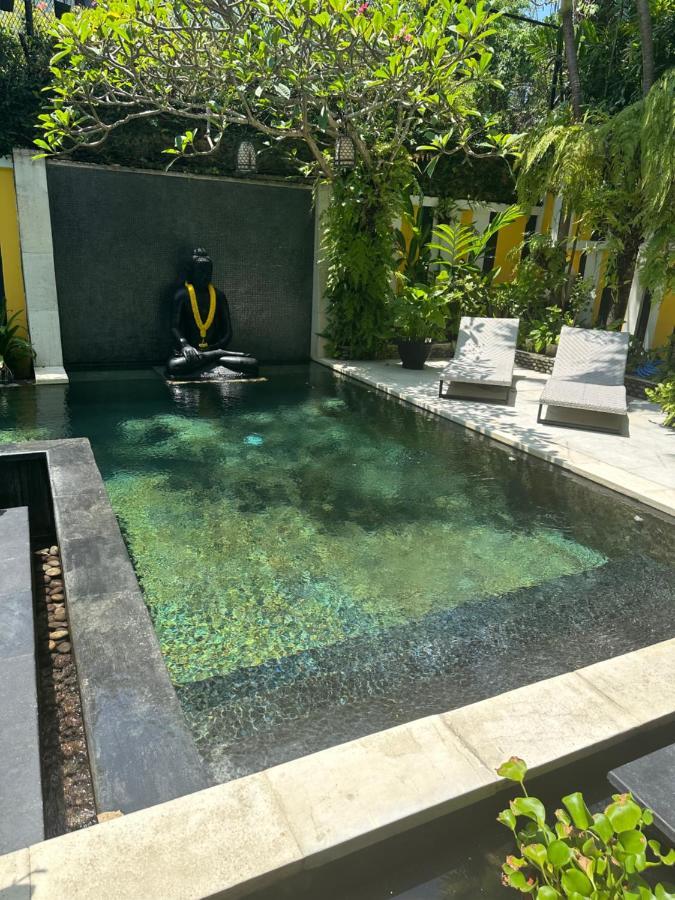 Amanputri Villa Seminyak  Exterior photo